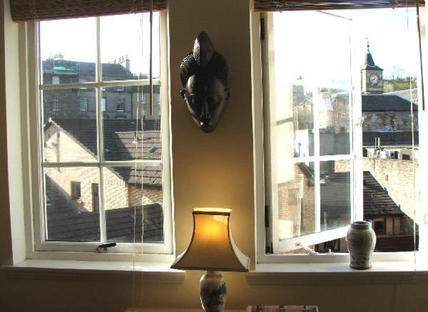 Pamela'S Apartment Единбург Екстериор снимка